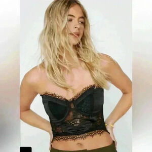 Nasty Gal Express Yourself Corset Top Black Size 4